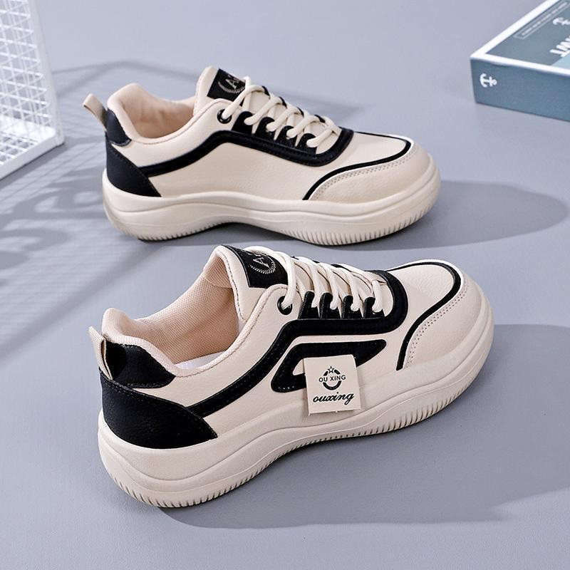 Giày Sneaker thể thao 2023